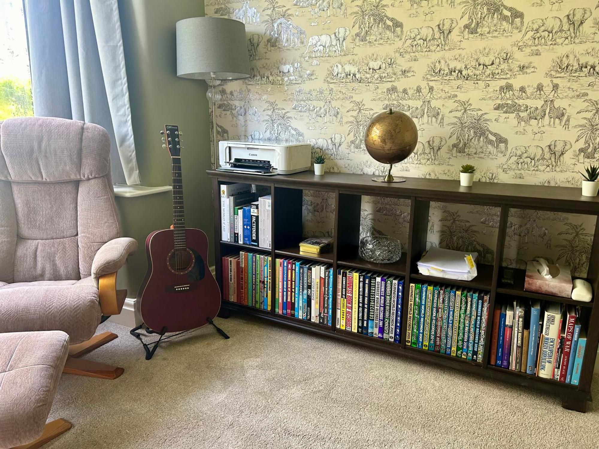 Lovely, Large Double Bedroom With Park View In Home Hazel Grove ภายนอก รูปภาพ